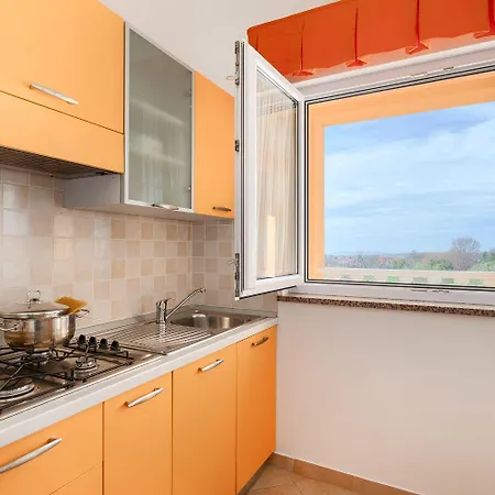 Charmantes Mit Babybett, Privatem Balkon, Grill, Wifi *